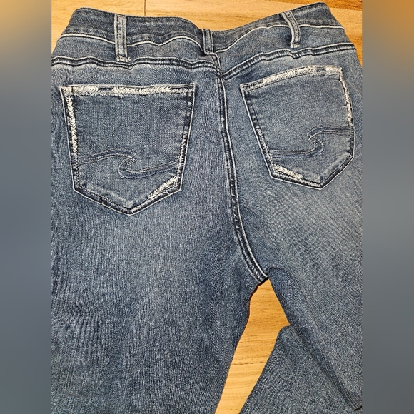 Silver Jeans Elyse Slim Boot - Picture 4 of 5